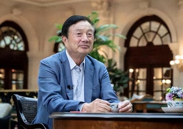 易多投资 原来他才是华为2号人物，稳居核心15年战功赫赫，深得任正非信任